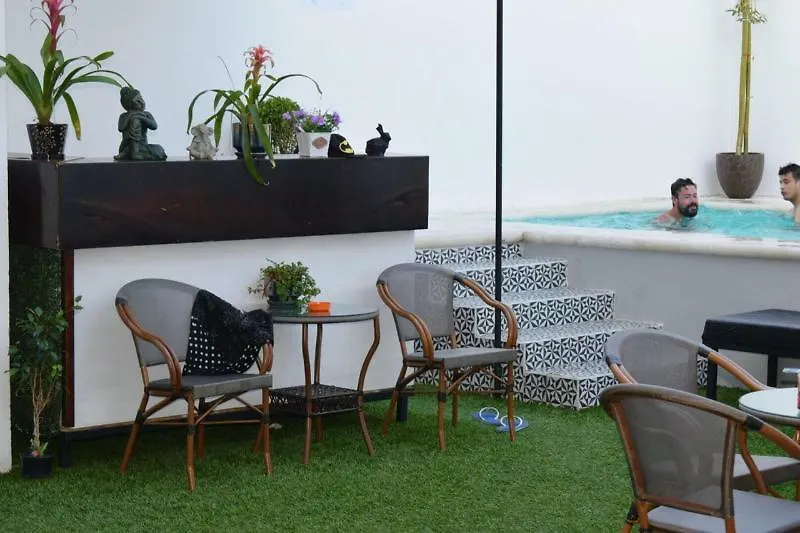 Otel Art Factory Playa Del Carmen - Hostel